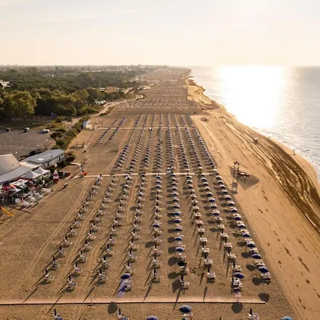 In Bibione-beahost Apartman